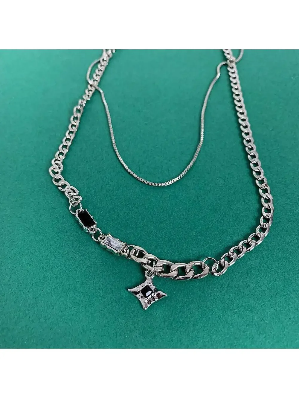 Cyber Y2k silver black opal star pendant Cuban link layered chain necklace